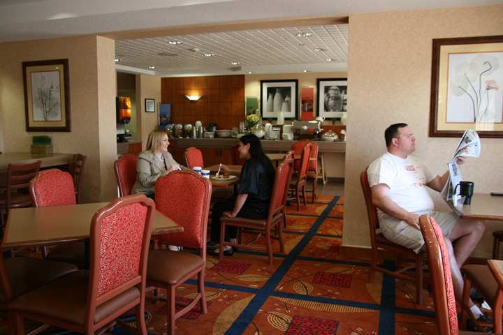 Hampton Inn St Charles St Peters Saint Charles Restaurant photo